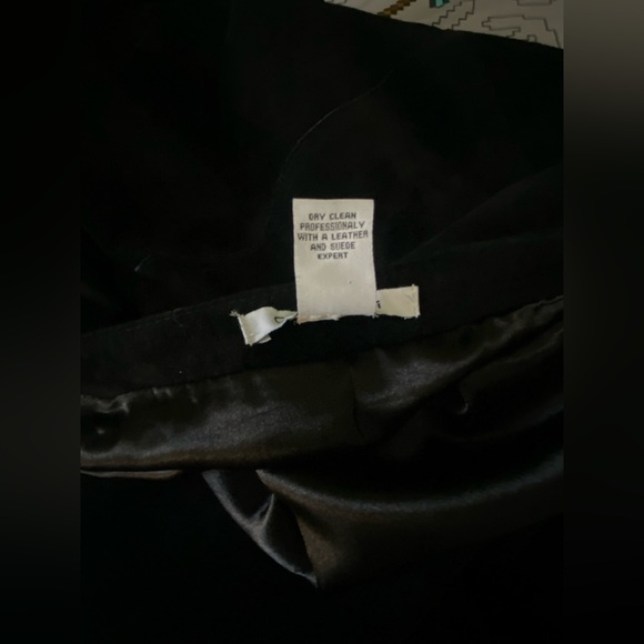 Cabi suede leather black skirt, size 8 - Picture 7 of 11